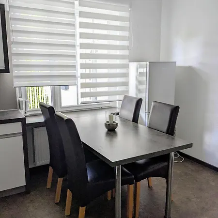 Mit Eigenem Eingang Und Eigener Terrasse Апартаменты