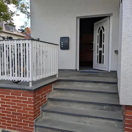 Mit Eigenem Eingang Und Eigener Terrasse דירה