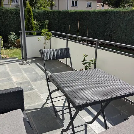 Mit Eigenem Eingang Und Eigener Terrasse * Бад-Эйнхаузен