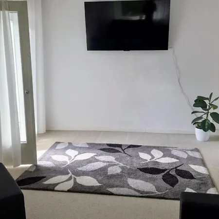 Mit Eigenem Eingang Und Eigener Terrasse * Бад-Эйнхаузен