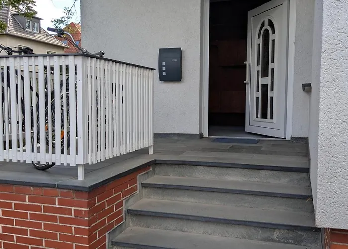 Mit Eigenem Eingang Und Eigener Terrasse Apartment